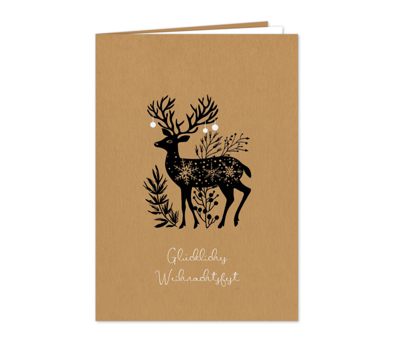 Nordischer Hirsch mit Schmuck